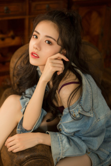 吊带丝袜内衣