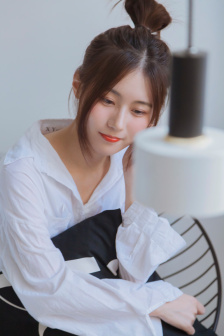 《苹果》